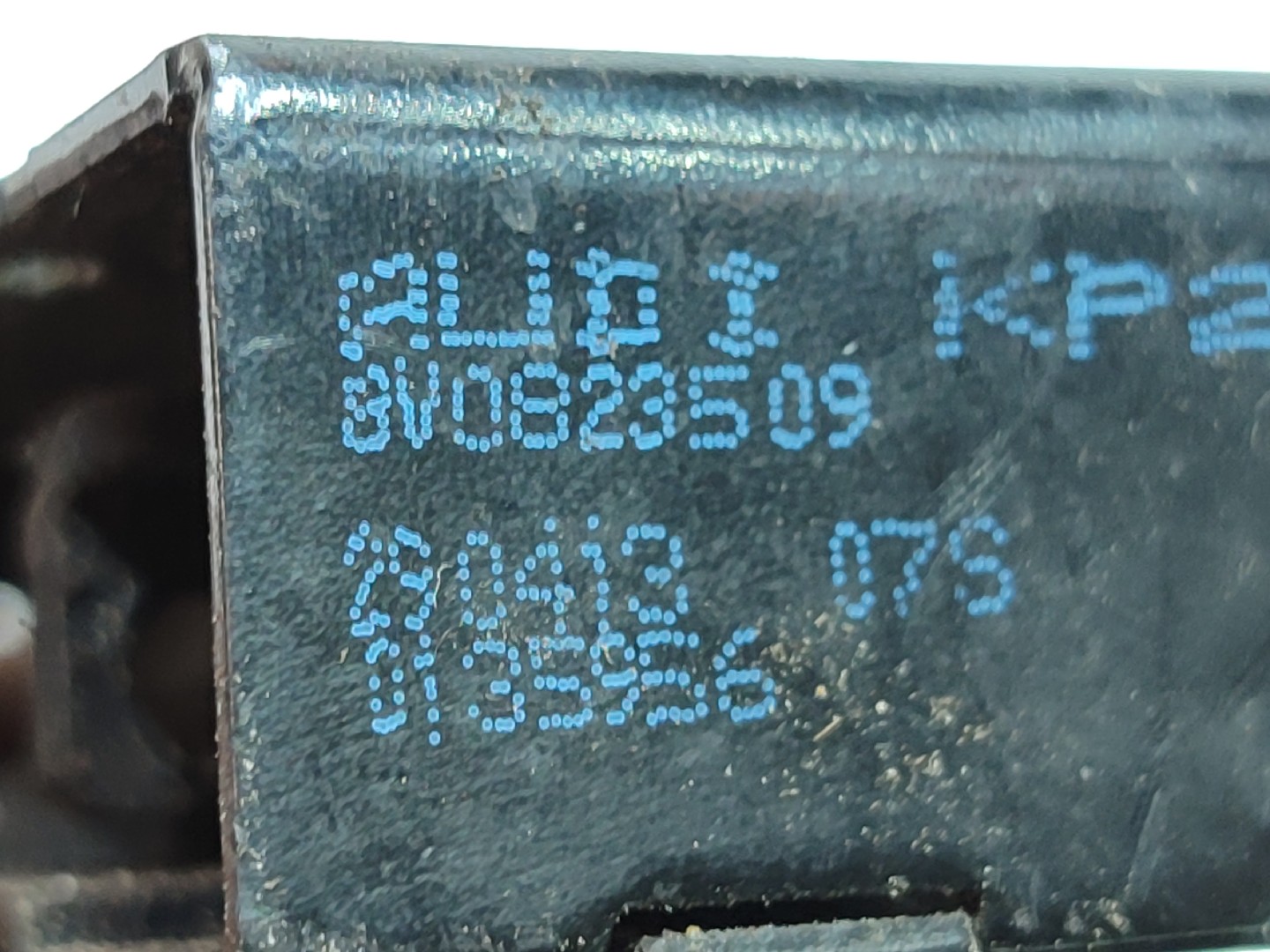 Serratura / chiusura cofano AUDI A3 (8V1, 8VK) Imagem-2