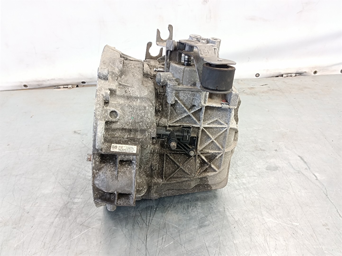 Cambio manual MERCEDES-BENZ CLA Coupé (C117) Imagem-3