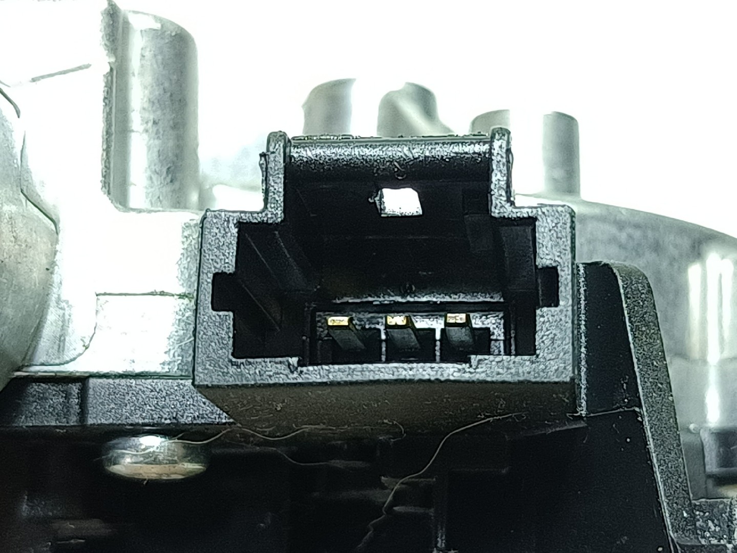 Essuie-glace moteur arrière NISSAN Micra V (K14) Imagem-2