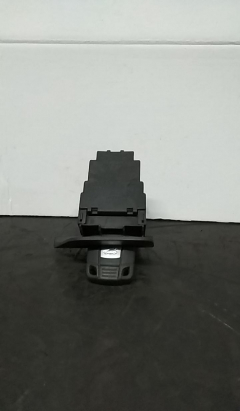 Canhão da ignição BMW 1 (E87) Imagem-0