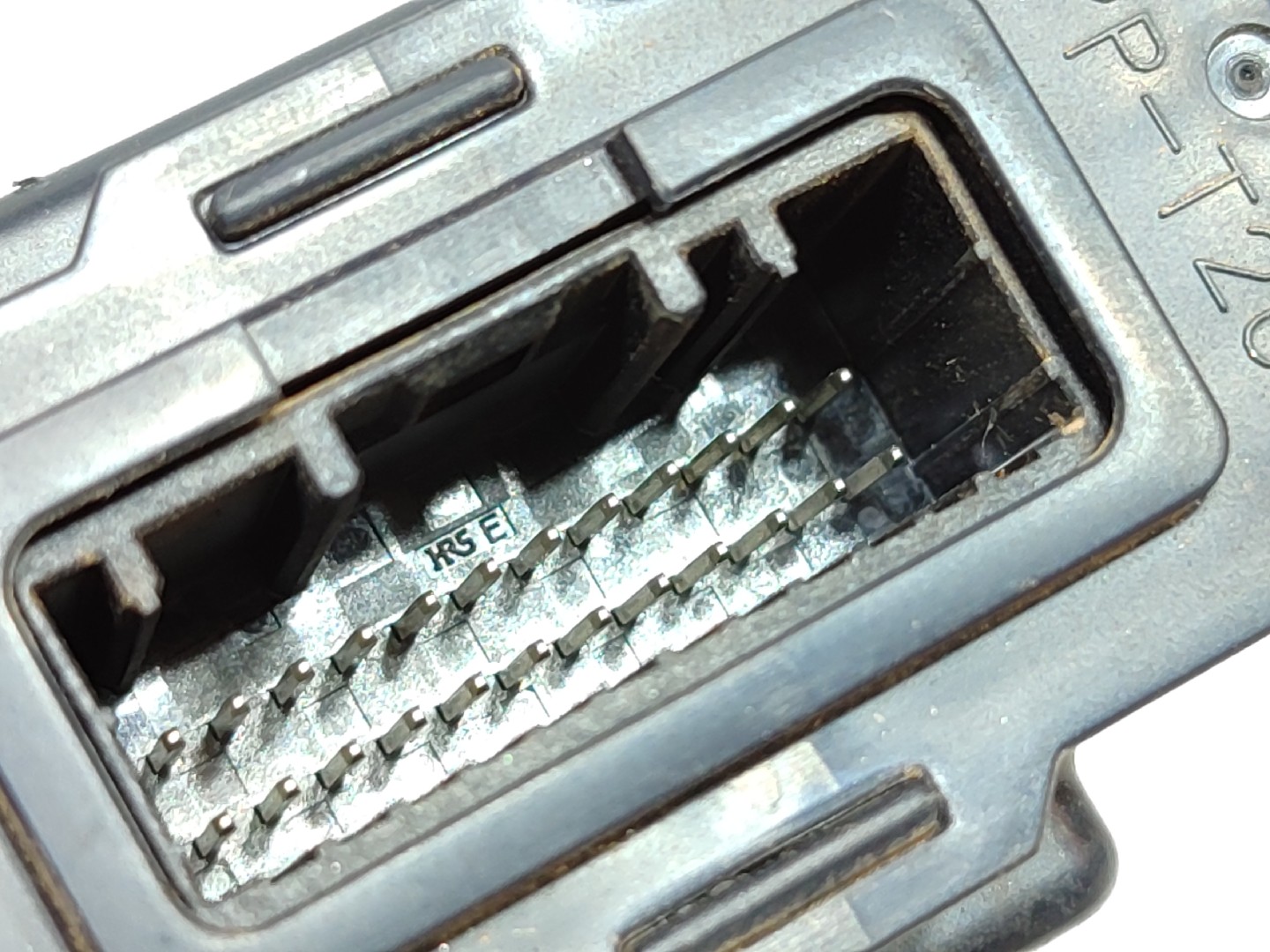 Commande / interrupteur multifonctions NISSAN Micra V (K14) Imagem-1