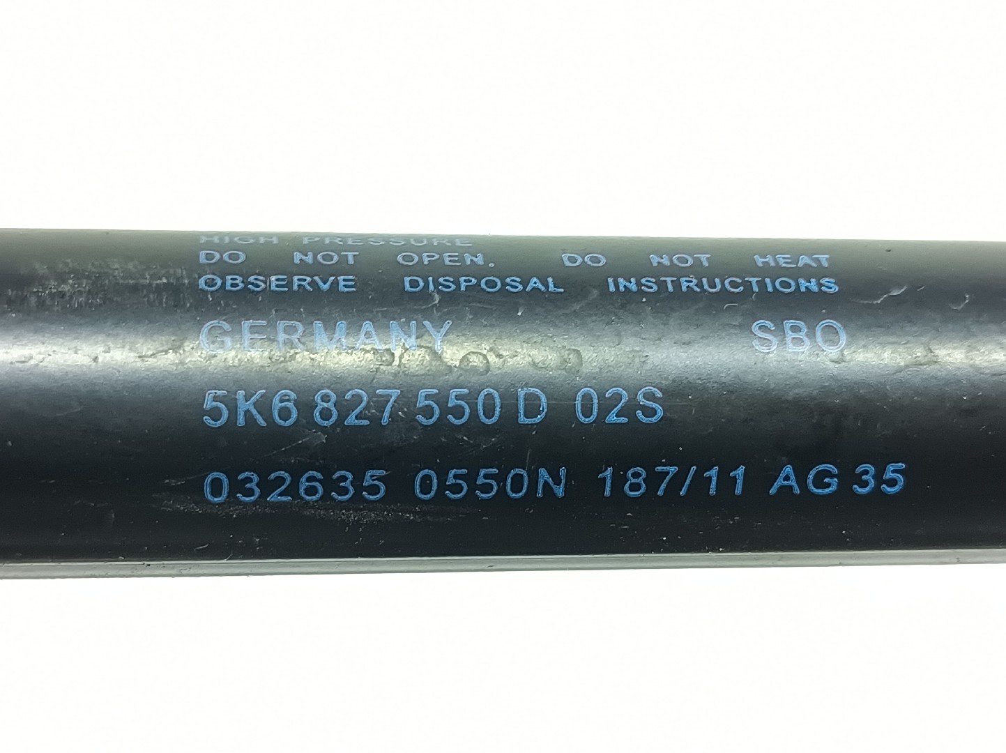 Amortisseur de coffre VOLKSWAGEN Golf VI (5K1) Imagem-1