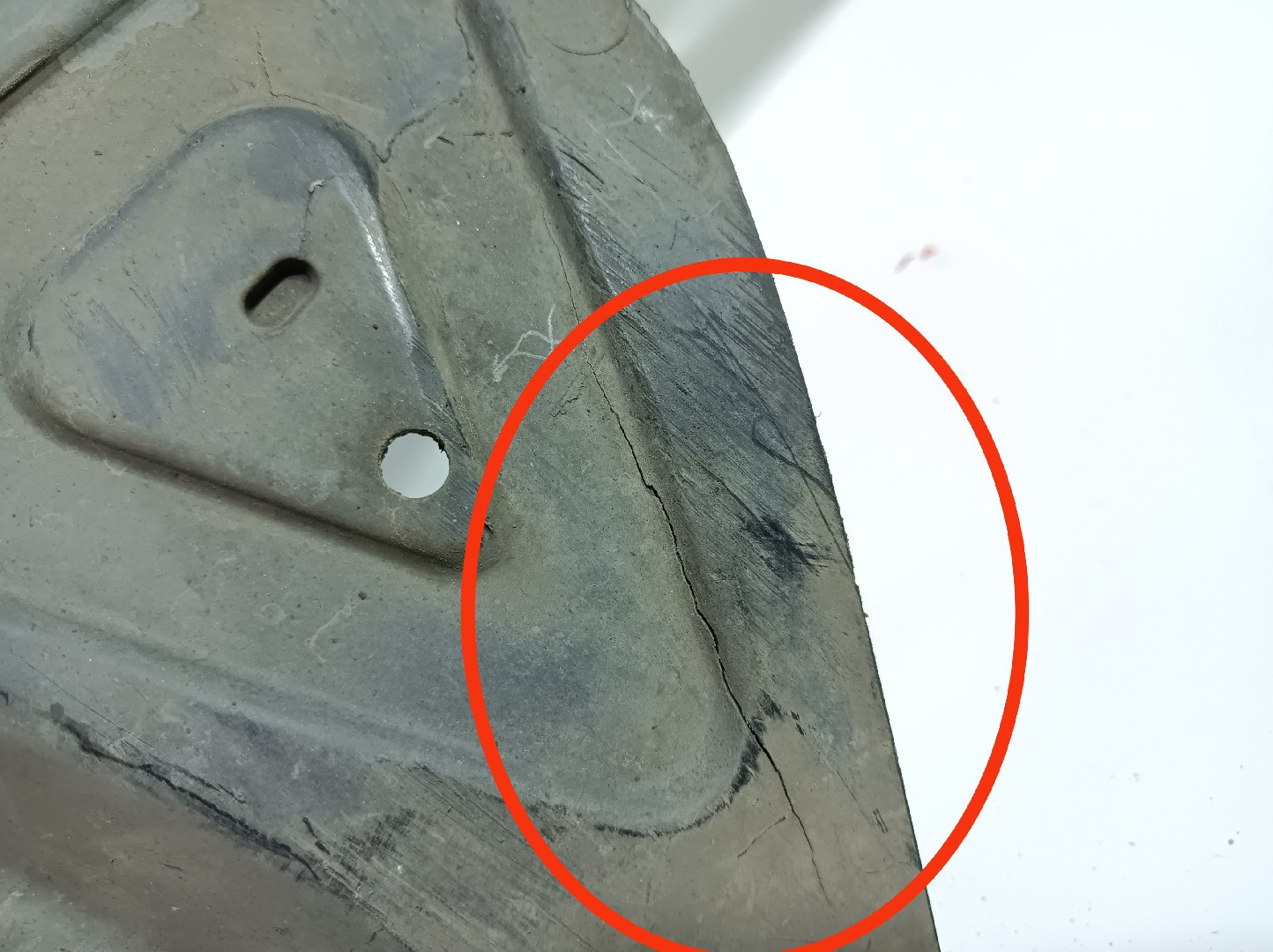 Protezione inferiore del motore VOLKSWAGEN Golf VI (5K1) Imagem-4