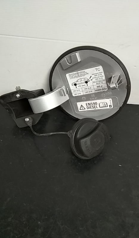 Bouchon/Volet De Trappe De Réservoir à Carburant  OPEL Astra H GTC (L08) Imagem-2