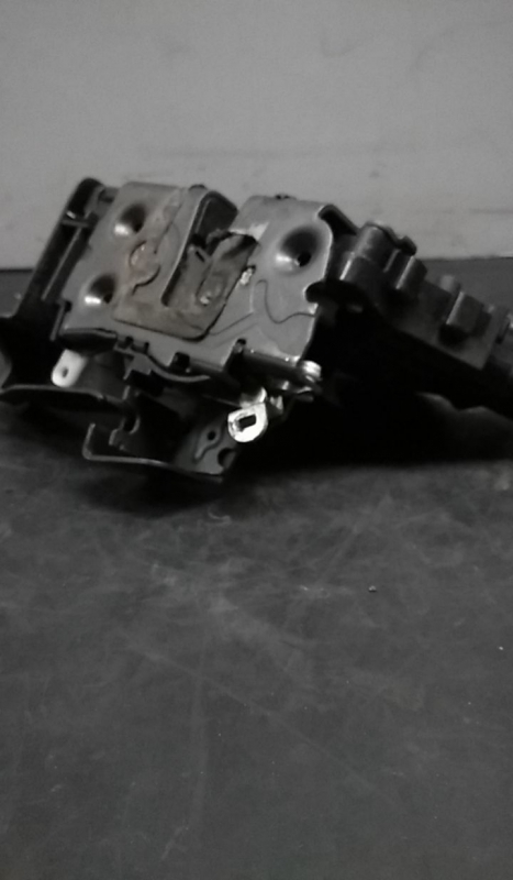 Serratura / chiusura porta anteriore sinistro FORD Focus II (DA_) Imagem-3