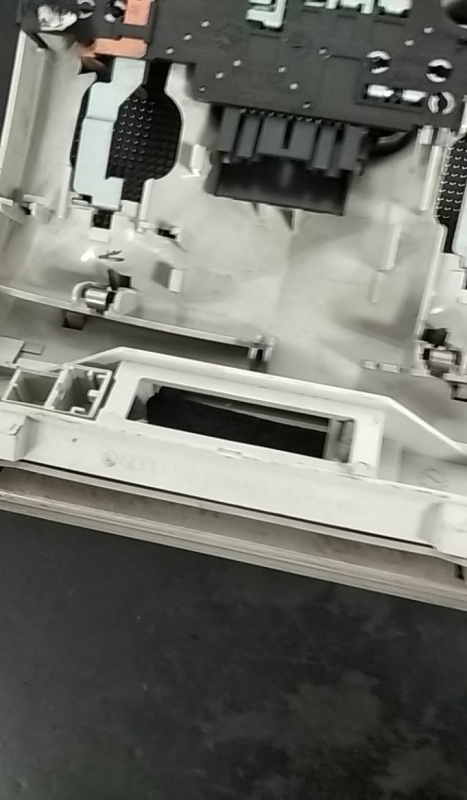 Plafoniera anteriore AUDI A3 (8P1) Imagem-3