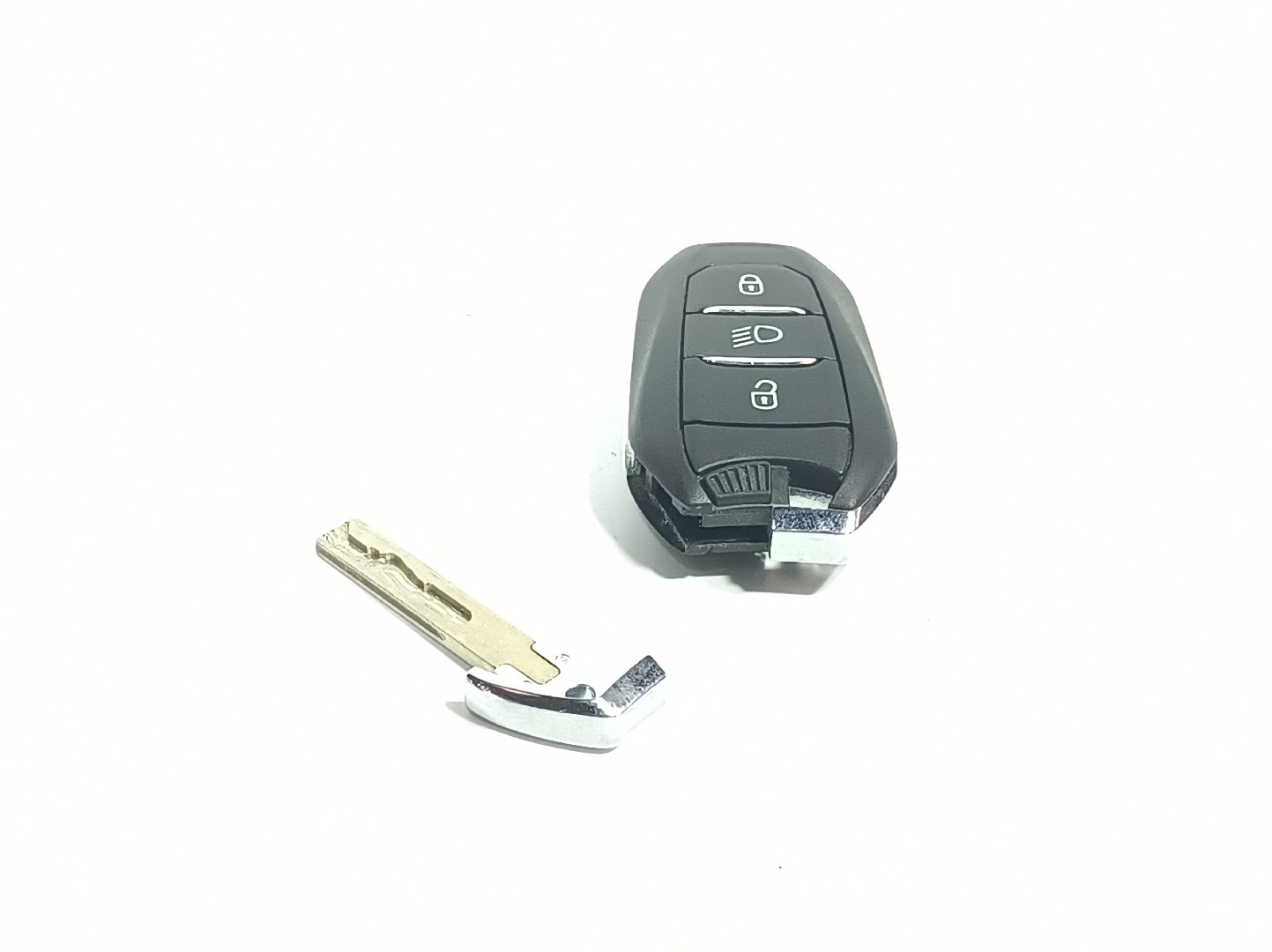 Commande PEUGEOT 208 II Imagem-1