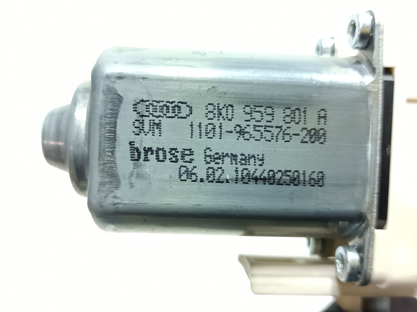 Motore alzacristallo anteriore sinistro AUDI A5 Sportback (8TA) Imagem-2