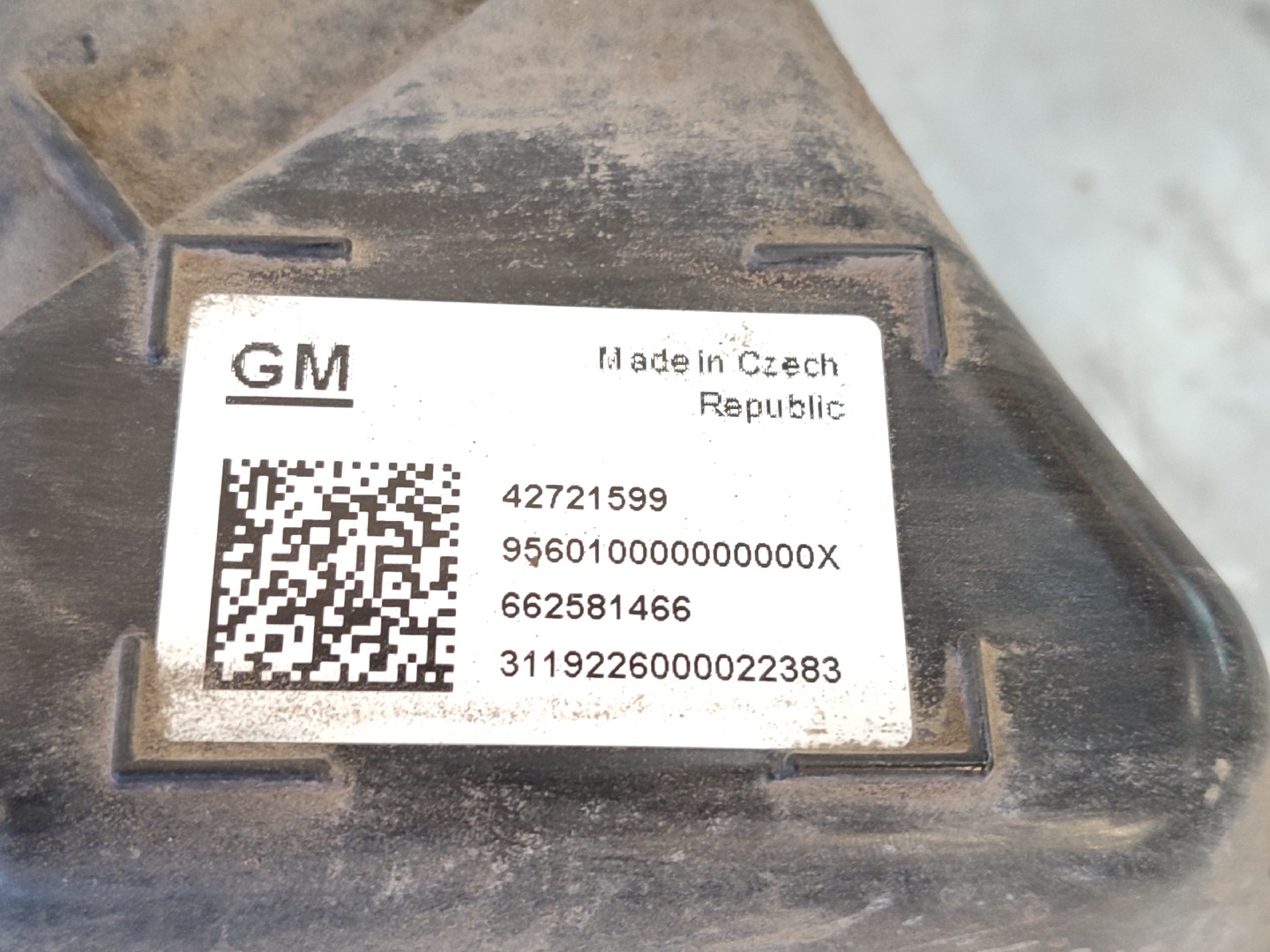 Réservoir AdBlue OPEL Astra K Sports Tourer Imagem-2