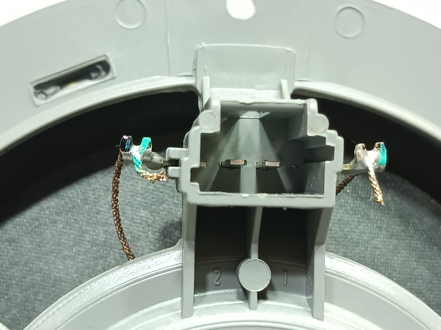 Sound system column / Speakers  CITROËN DS3 Imagem-3