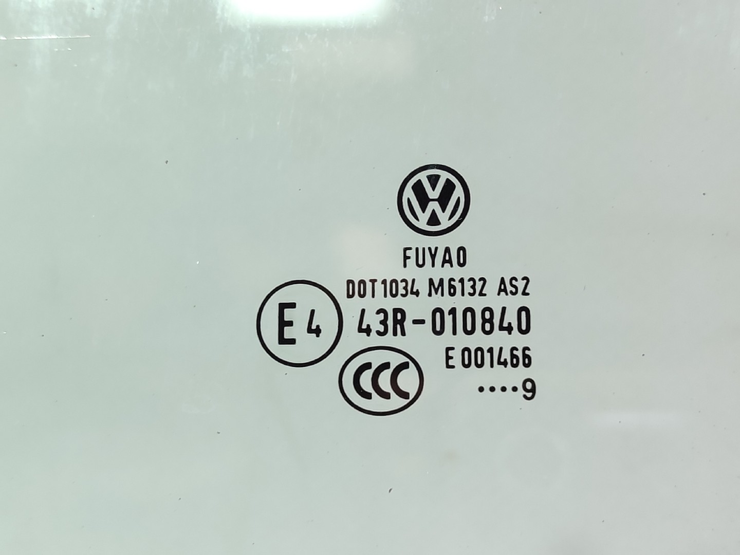 Vetro porta posteriore sinistra VOLKSWAGEN Polo (AW1) Imagem-1