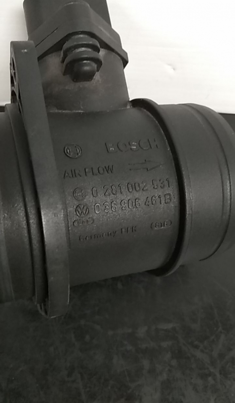 Débitmètre d'air massique (MAF) SEAT Ibiza IV SportCoupe (6J1, 6P5) Imagem-3