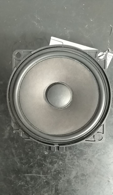 Colonna sonora VOLKSWAGEN Golf V (1K1) Imagem-2