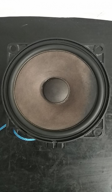 Colonna sonora VOLKSWAGEN Golf V (1K1) Imagem-2