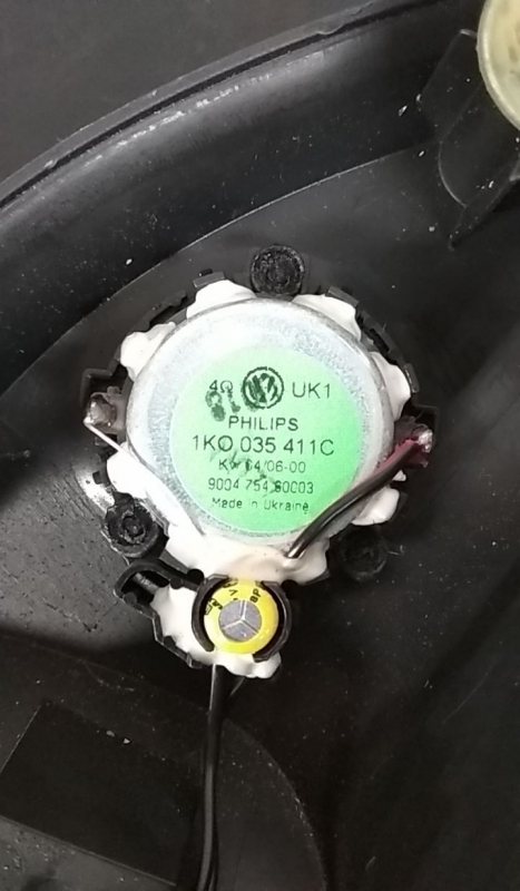 Sound system column / Speakers  VOLKSWAGEN Golf V (1K1) Imagem-2