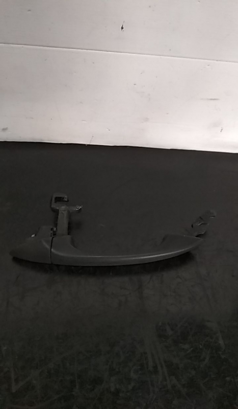 Poignée de porte arrière gauche MERCEDES-BENZ Classe C (W203) Imagem-1