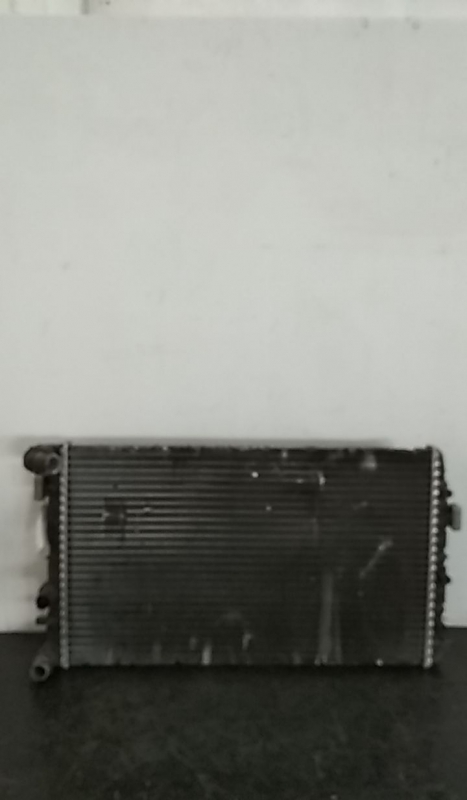 Radiador de agua VOLKSWAGEN Polo (9N) Imagem-1