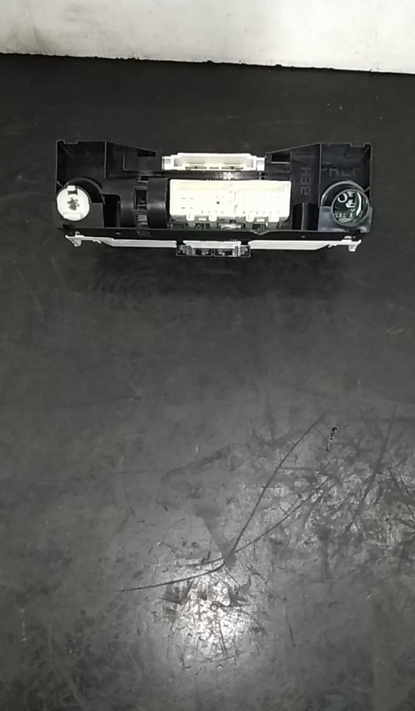 Bouton / interrupteur climatisation VOLKSWAGEN Polo (9N) Imagem-1