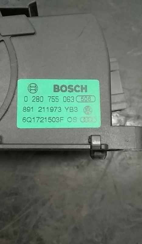 Accelerator Pedal VOLKSWAGEN Polo (9N) Imagem-1