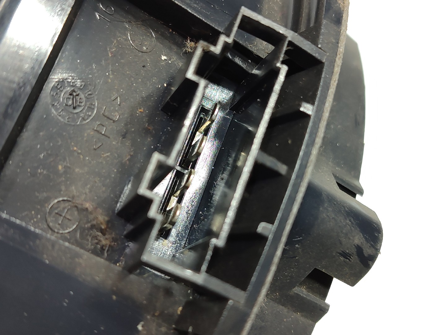 Colonna sonora VOLKSWAGEN Polo (9N) Imagem-3