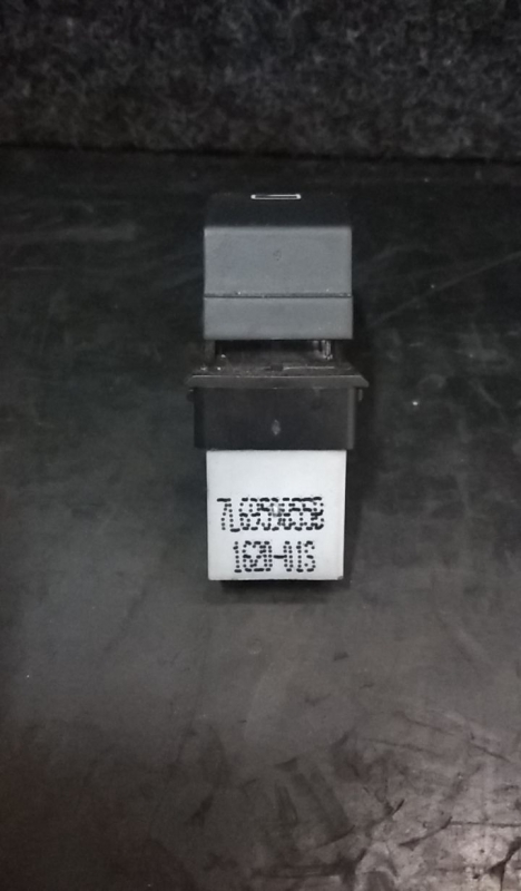 Commande / interrupteur lève-vitre Avant Droite SEAT Ibiza IV SportCoupe (6J1, 6P5) Imagem-3