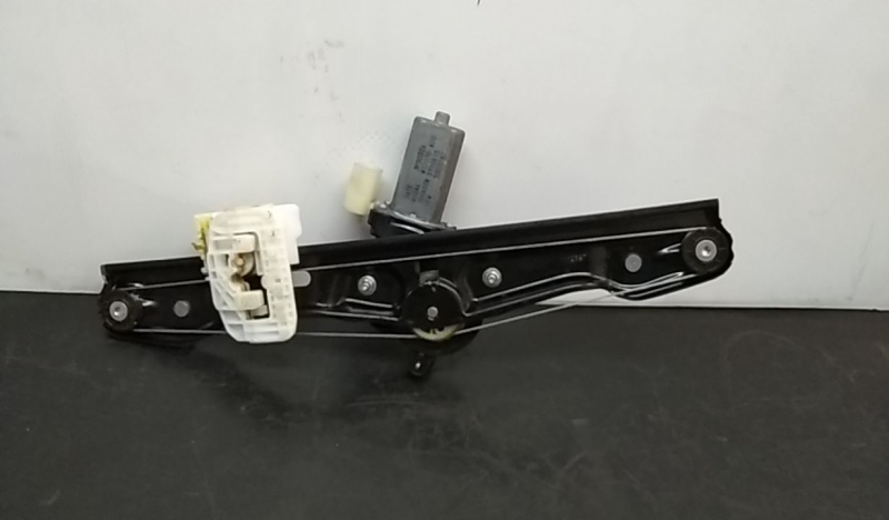 Moteur lève-vitre arrière Droite BMW 1 (F20) Imagem-2