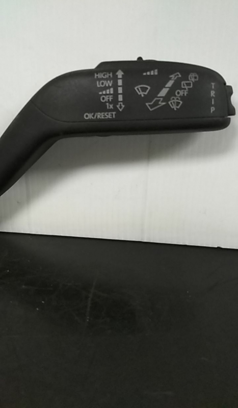 Ensemble leviers d'éclairage et essuie-glace SEAT Ibiza IV (6J5, 6P1) Imagem-1