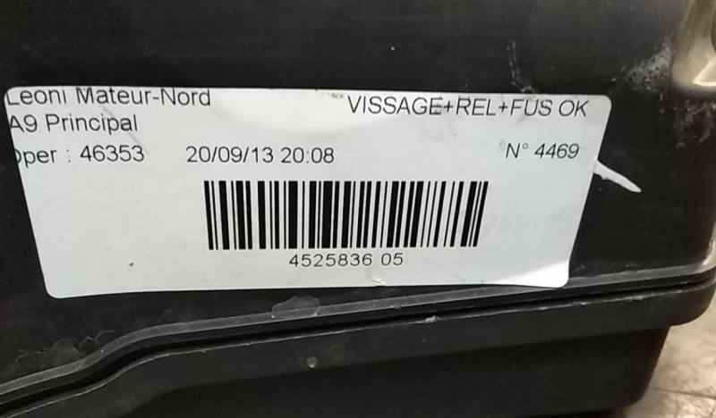 Boîte de fusibles / SAM / BSI PEUGEOT 208 Imagem-1