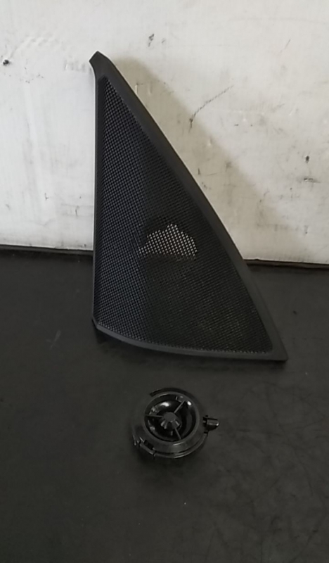 Colonna sonora MERCEDES-BENZ Classe C (W204) Imagem-2