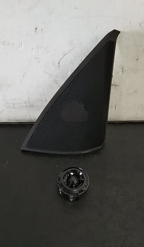 Colonna sonora MERCEDES-BENZ Classe C (W204) Imagem-2