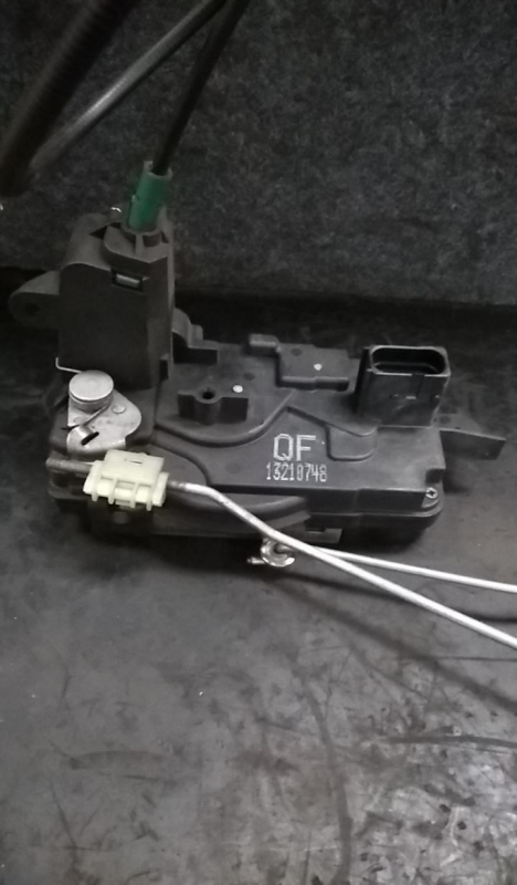 Serrure Avant Gauche OPEL Astra H Caravan Van (L70) Imagem-1