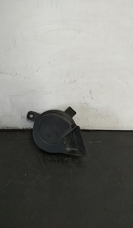 Horn VOLKSWAGEN Polo (9N) Imagem-0