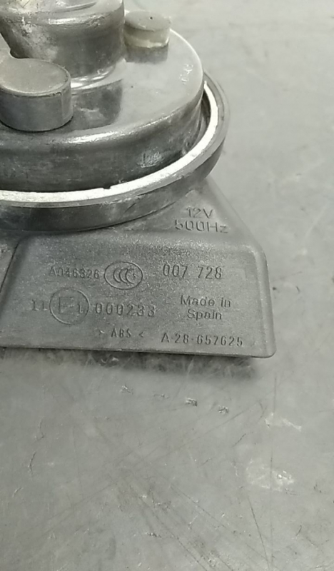 Horn VOLKSWAGEN Polo (9N) Imagem-4