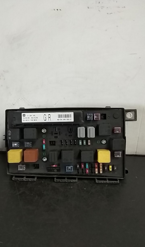 Caixa fusíveis / SAM / BSI OPEL Astra H Caravan Van (L70) Imagem-0