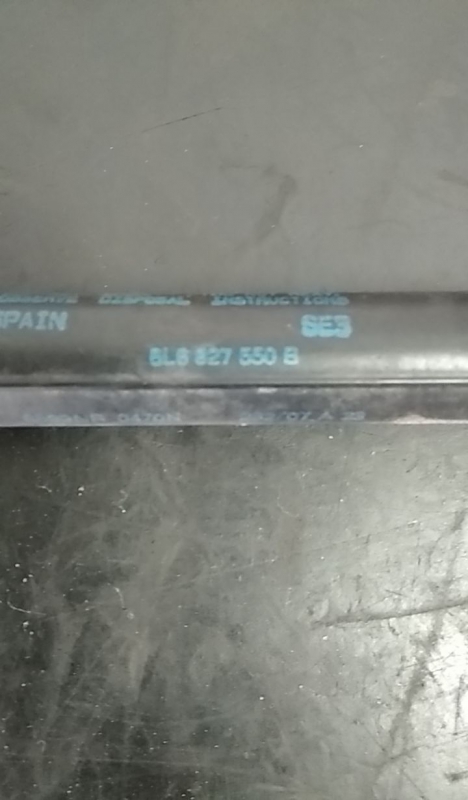 Amortisseur de coffre SEAT Ibiza III (6L1) Imagem-1