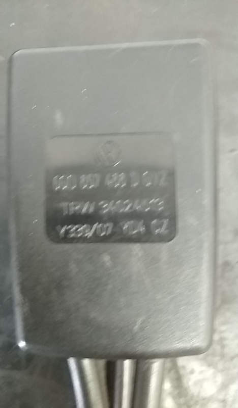 Boucle de ceinture centrale SEAT Ibiza III (6L1) Imagem-3