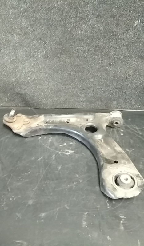 Braço de suspensão frente esquerdo SEAT Ibiza IV ST (6J8, 6P8) Imagem-0