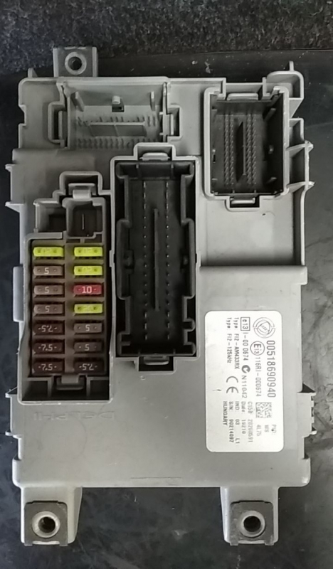 Boîte de fusibles / SAM / BSI FIAT Grande Punto (199_) Imagem-2