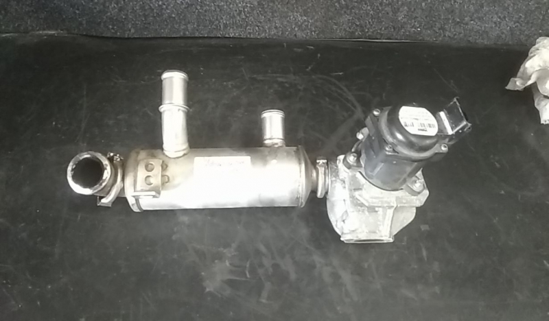 Radiador de gases / EGR VOLVO C30 Imagem-3