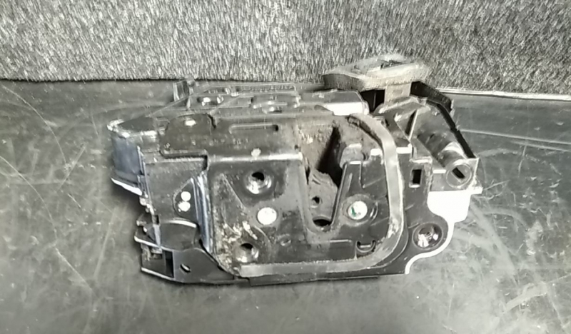 Serrure Avant Droite VOLKSWAGEN Polo (6R, 6C) Imagem-1