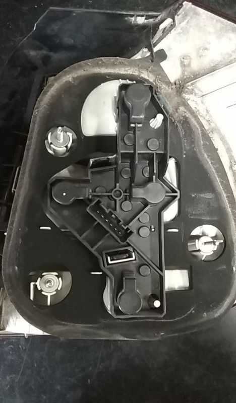 Feu arrière Gauche BMW 1 (E87) Imagem-2