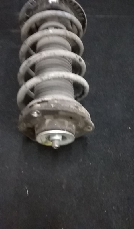 Amortecedor frente direito VOLKSWAGEN Polo (9N) Imagem-2