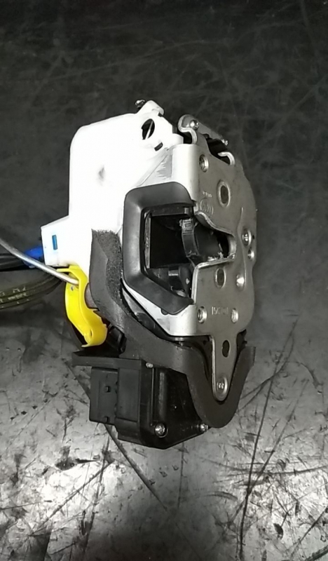 Serratura / chiusura porta anteriore sinistro OPEL Astra J Sedan Imagem-2