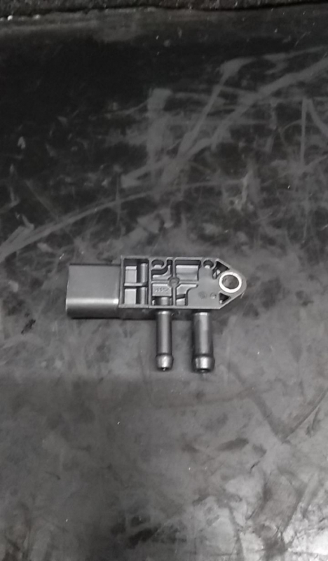 MAP sensor VOLKSWAGEN Golf VI (5K1) Imagem-1