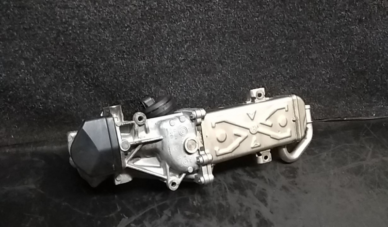 Valve EGR VOLKSWAGEN Golf VI (5K1) Imagem-1