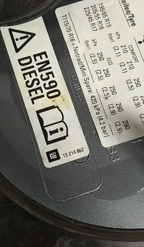 Bouchon/Volet De Trappe De Réservoir à Carburant  OPEL Astra H Hatchback (L48) Imagem-3