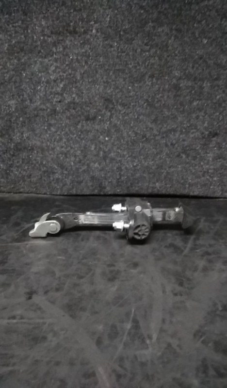 Left rear Door limiter ALFA ROMEO Giulietta (940_) Imagem-2