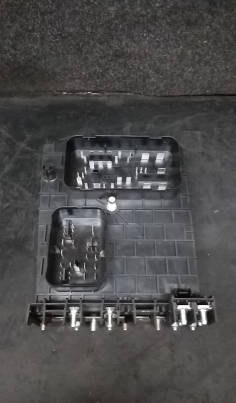 Scatola fusibili / SAM / BSI VOLKSWAGEN Golf V (1K1) Imagem-1