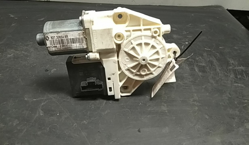 Lève-vitre avant Droite RENAULT Megane III (BZ0_) Imagem-1