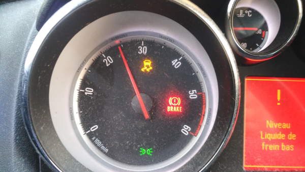 Astra J Sports Tourer OPEL Astra J Sports Tourer Imagem-4